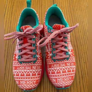 Women’s Brooks Levitate Running Sneakers